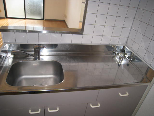 キッチン　※写真は別のお部屋のものです。現況を優先させて頂きます。