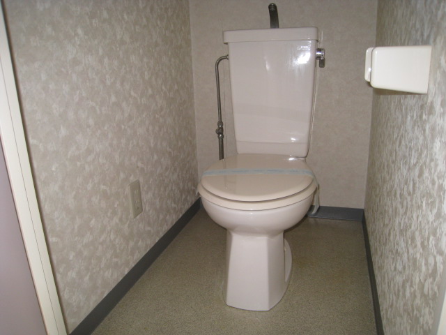 トイレ　※写真は別のお部屋のものです。現況を優先させて頂きます。