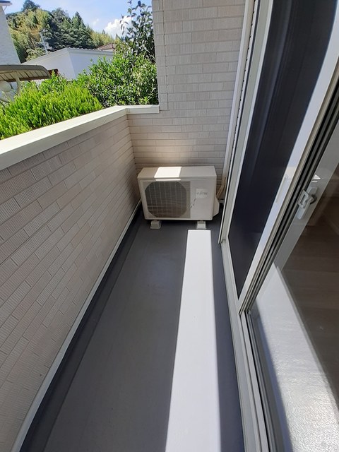 バルコニー　バルコニー