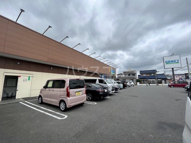 ドラックストア　ゲンキー 新居屋西店（ドラッグストア）まで1611m