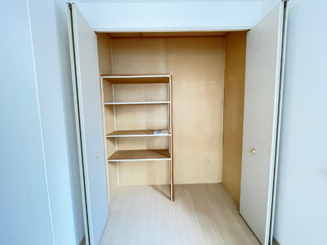 収納　収納棚あります