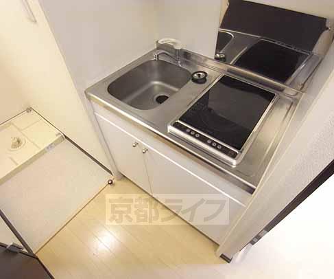 キッチン　ＩＨコンロ付きのキッチンです。