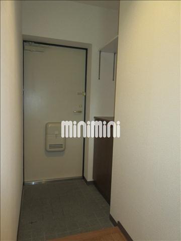 玄関　下駄箱付いてます