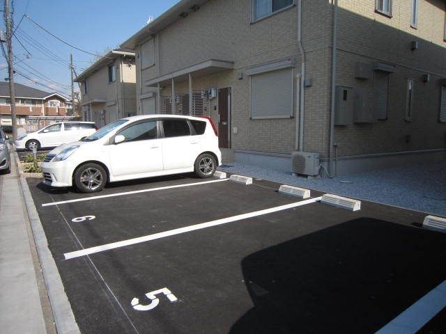 駐車場　☆敷地内駐車場☆