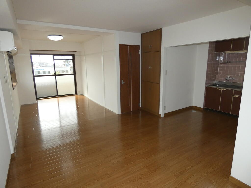 居室・リビング　LDK16帖