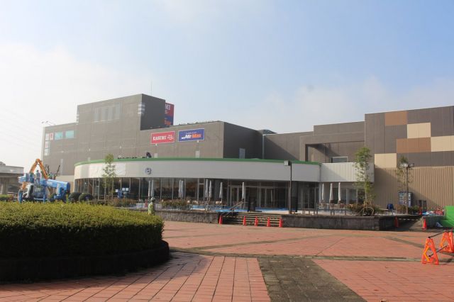 スーパー　カスミ フードスクエア守谷テラス店（スーパー）まで1202m