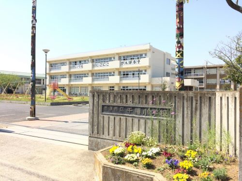 小学校　市原市立千種小学校（小学校）まで1095m
