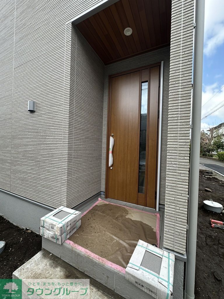 エントランス　エントランス