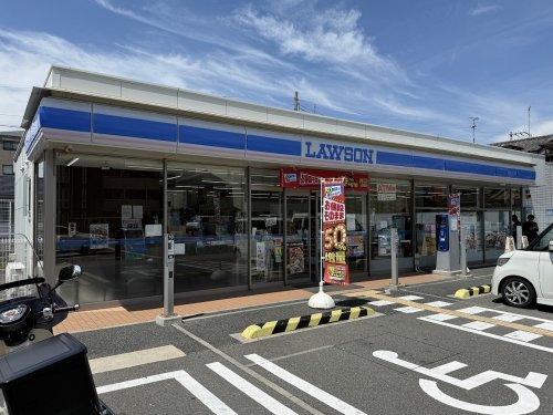 コンビニ　ローソン　照ケ丘矢田店（コンビニ）まで135m