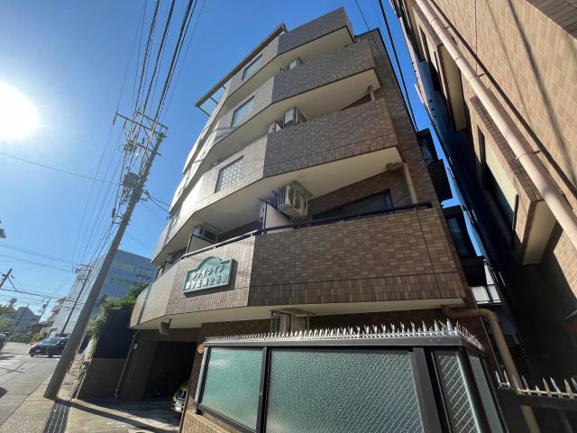 地下鉄東山線 藤が丘駅 徒歩8分 5階建 築26年の外観写真
