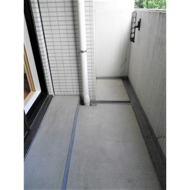 バルコニー　※別部屋の参考写真です。