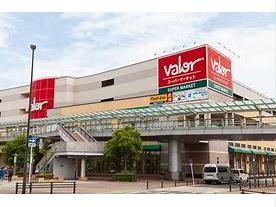 スーパー　バロー刈谷店（スーパー）まで2358m