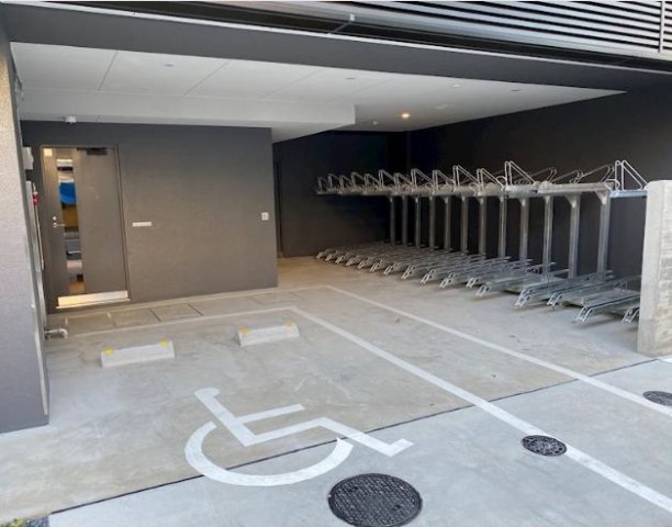 駐車場　駐輪場