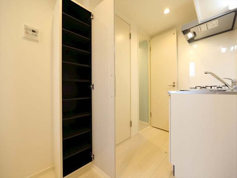 玄関　玄関　シューズボックス（収納充実してます）