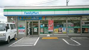 コンビニ　ファミリーマート岡山東花尻店（コンビニ）まで719m