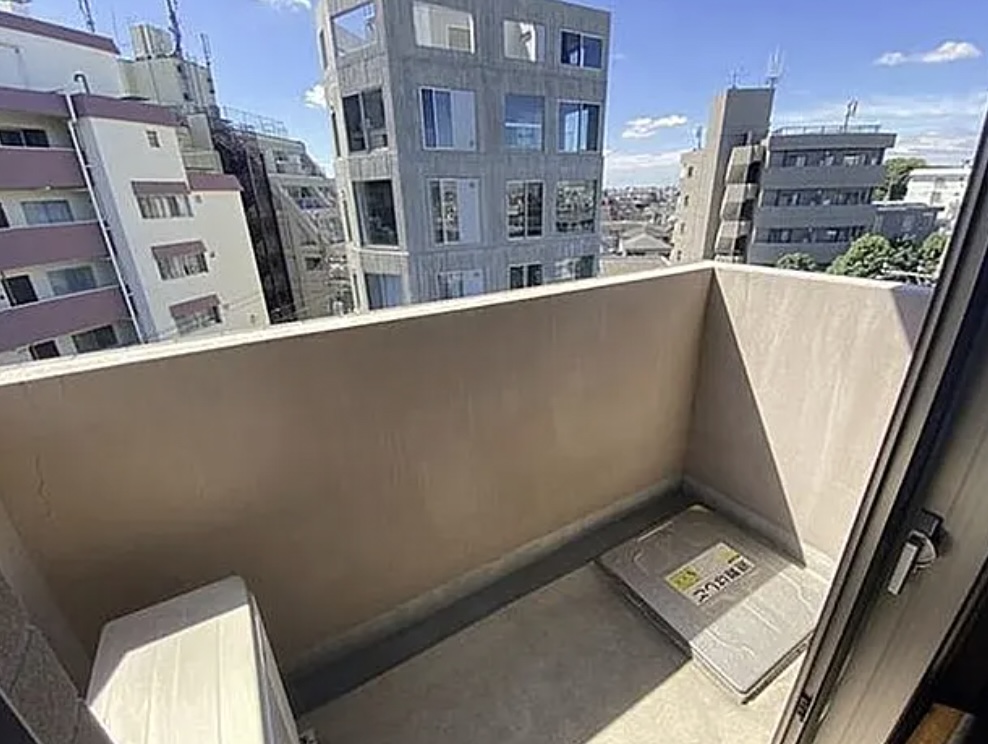 バルコニー　弊社は都内全域の物件をご紹介可能です！