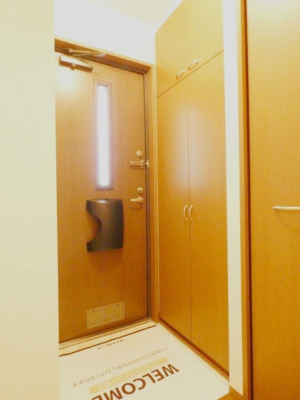 玄関　図面と現状に相違がある場合には現状を優先