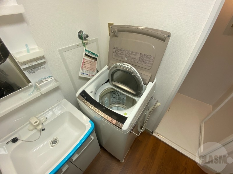 その他　洗濯機は残置物です（撤去可能です）