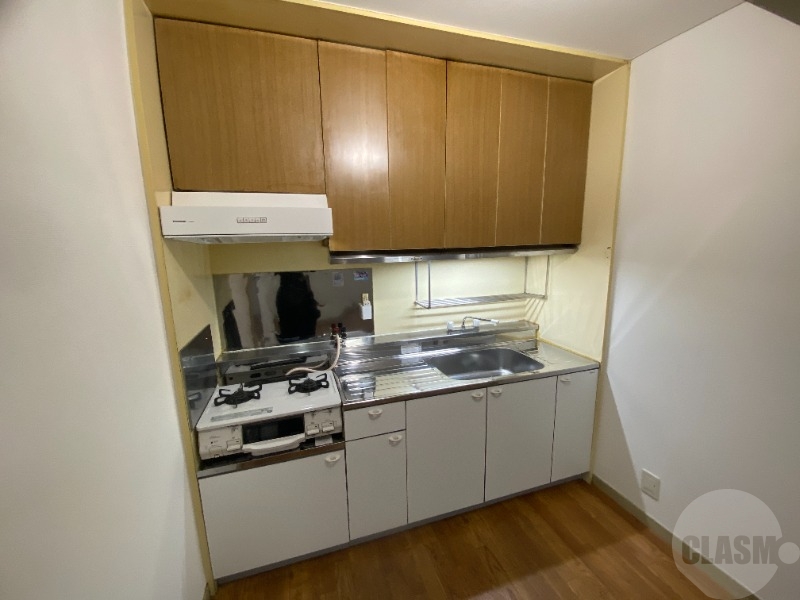 キッチン　コンロ設置済みの広々としたキッチン