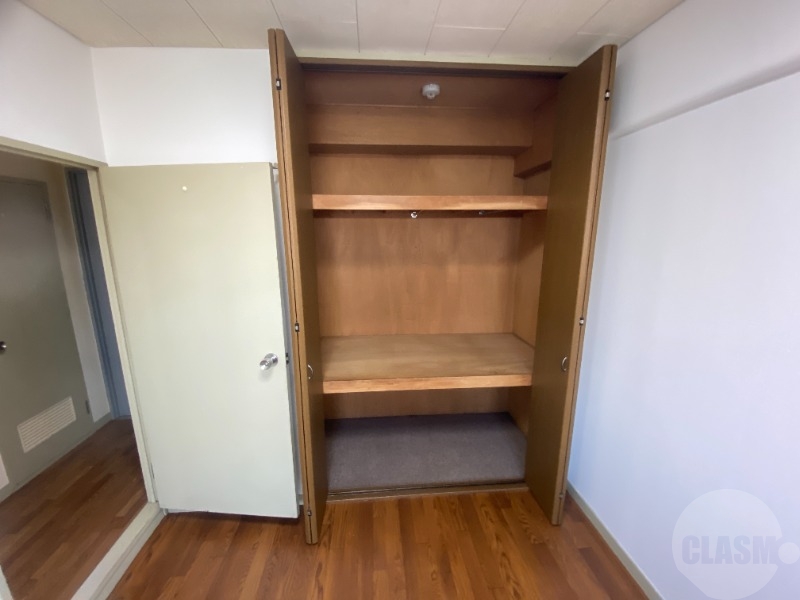 収納　押し入れ収納ございます