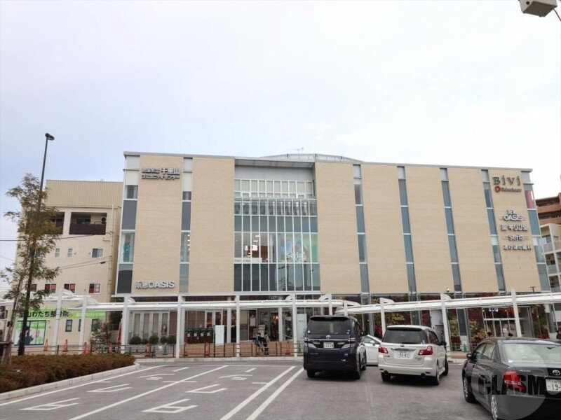 ショッピングセンター　ＢｉＶｉ千里山（ショッピングセンター）まで878m