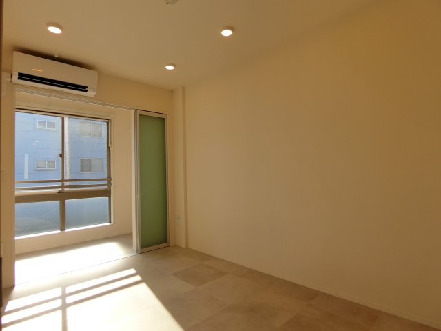 居室・リビング　イメージ208号室の写真