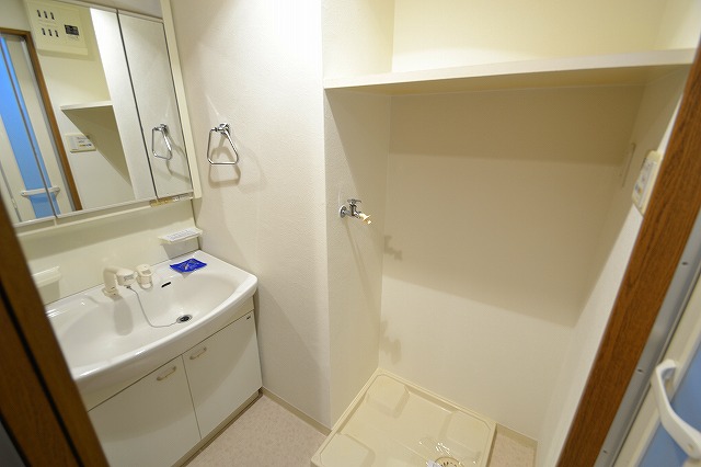 洗面設備　洗面脱衣所です☆洗面台はシャンプードレッサーです☆