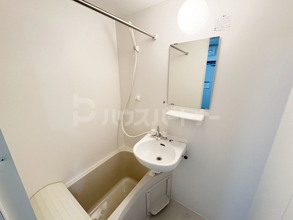 バス・シャワールーム　バス