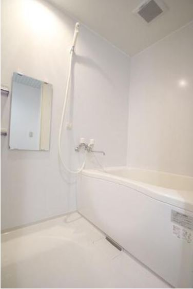 バス・シャワールーム　シャワー付♪