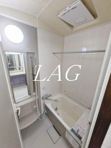 バス・シャワールーム　お風呂です。