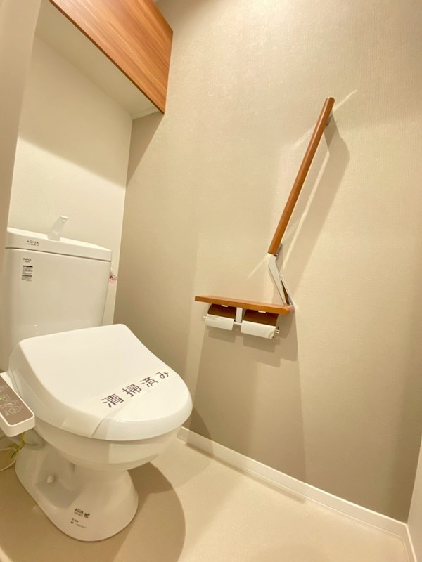 トイレ　別号室参考写真