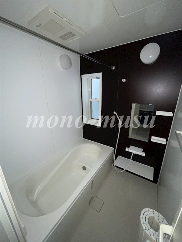 バス・シャワールーム　反転タイプ参考写真