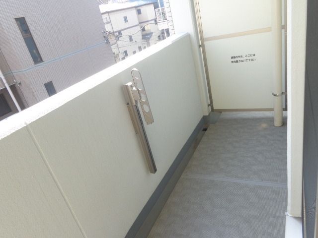 バルコニー　バルコニー