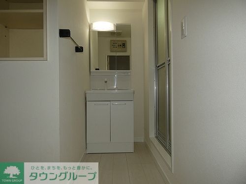 洗面設備　洗面所（内装後）