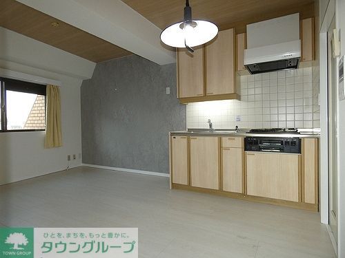 居室・リビング　ダイニング・キッチン（内装後）