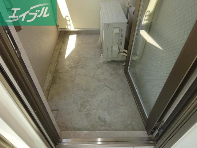 バルコニー　ベランダ