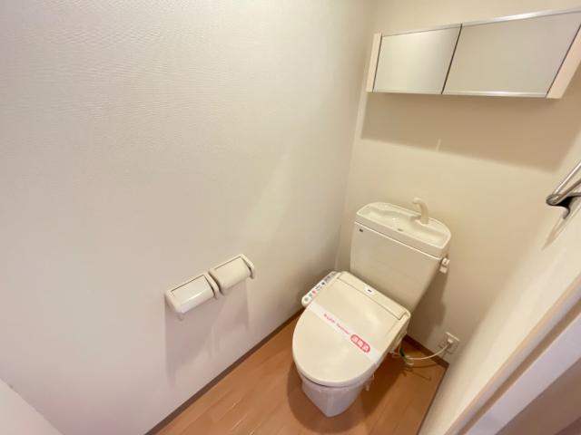 トイレ　シャワー付トイレ