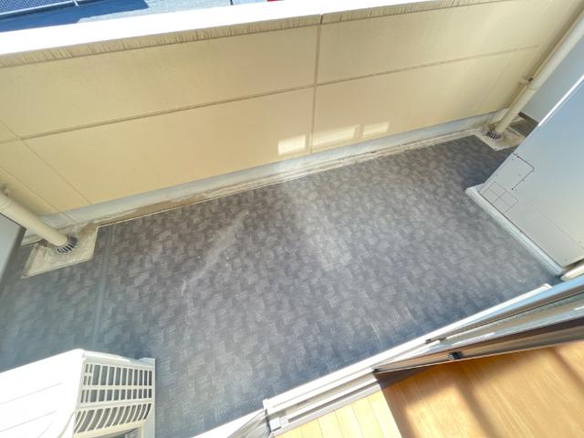 バルコニー　庭