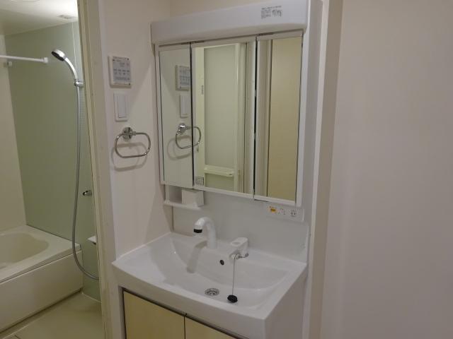 洗面設備　洗髪洗面化粧台