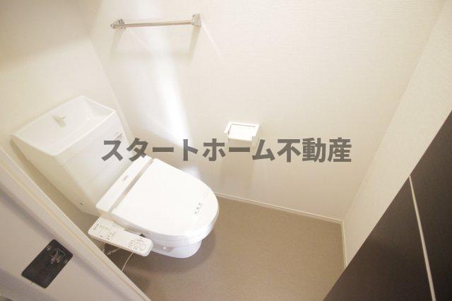 トイレ　清潔感のあるトイレです
