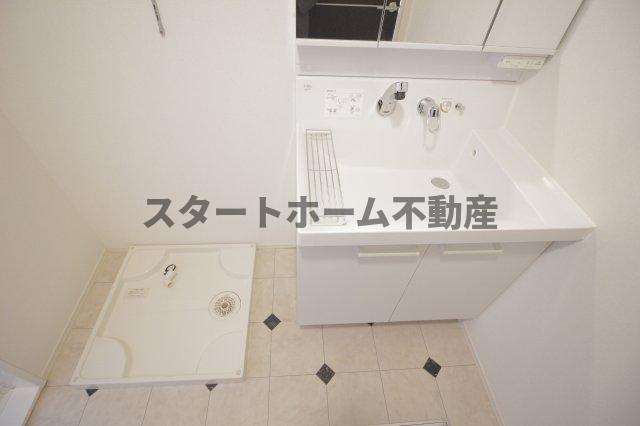 洗面設備　使いやすい洗面所です