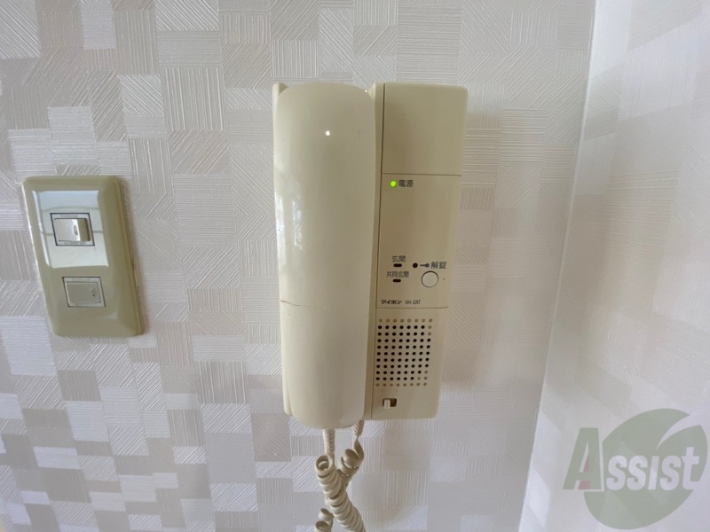 セキュリティ　インターホンは通話ができるので急な訪問があっても安心です。