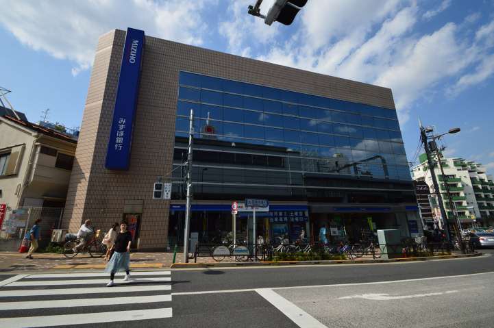 銀行　（株）みずほ銀行／経堂支店（銀行）まで1624m