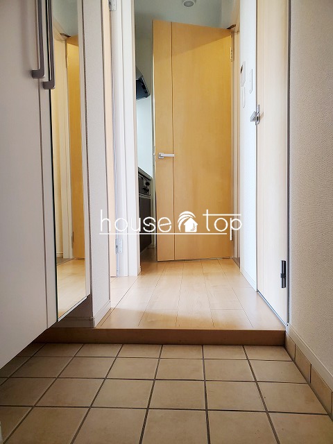 玄関　シューズボックス完備