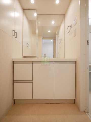 洗面設備　別間取り参考写真