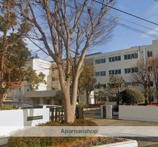 中学校　藤沢市立大清水中学校（中学校）まで1038m