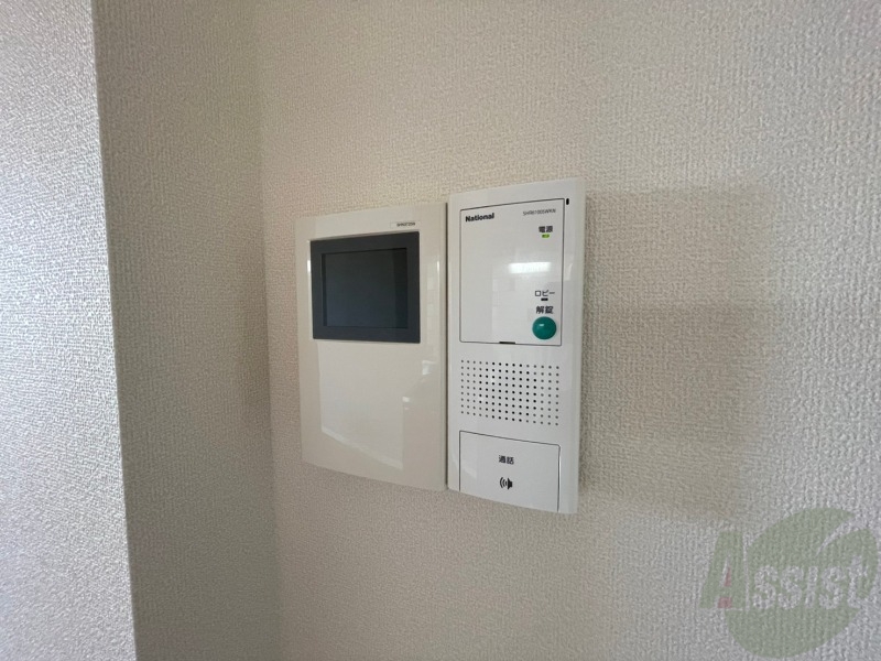 その他設備　ＴＶモニター付インターホンです。来客者の顔が見えるので安心！