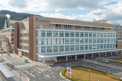 病院　徳島大学病院（病院）まで874m