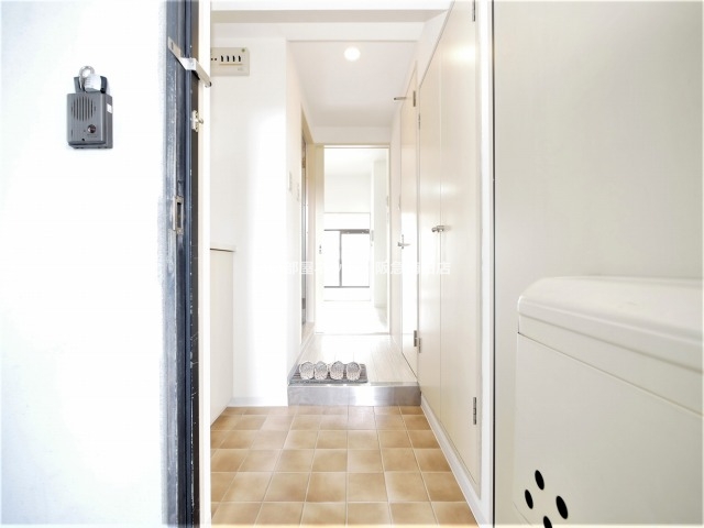 玄関　図面と現状が異なる場合は現状優先となります。