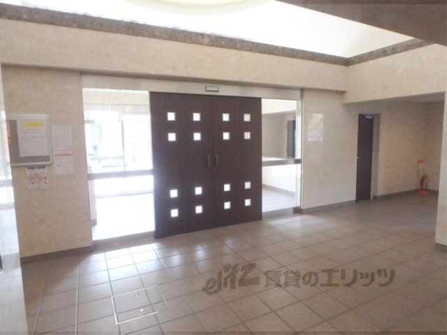 ロビー　ロビー